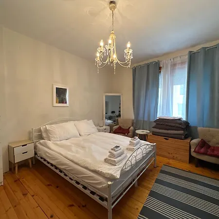 Citycentre Gem With Free Parking Διαμέρισμα *