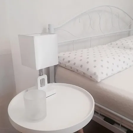 Apartment Citycentre Gem With Free Parking Plovdiv