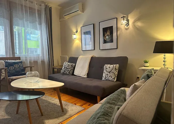 Citycentre Gem With Free Parking Plovdiv